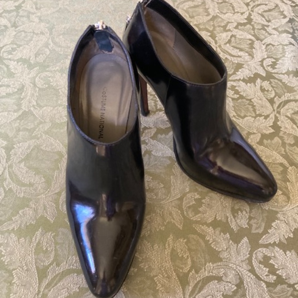 Costume National Leather Pump
